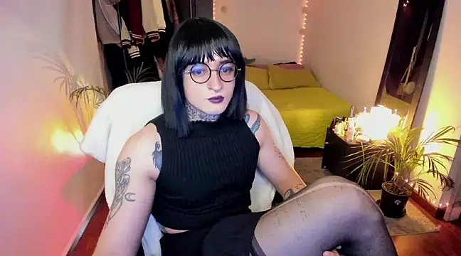 ShiiraVelkor online show from 02.13.25