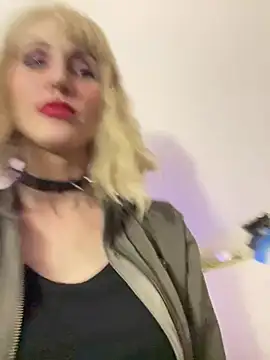 Snapshot of Kamila151 chatting on 01.03.25 Kamila151 online show from 01.03.25