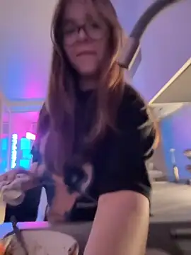 CutiePie3 online show from 09.14.25