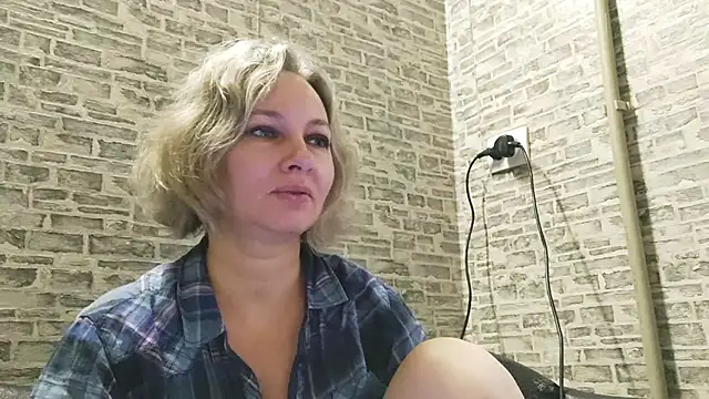 EdithManning online show from 01.14.25