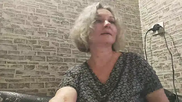 EdithManning online show from 01.17.25