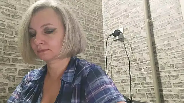 EdithManning online show from 01.21.25