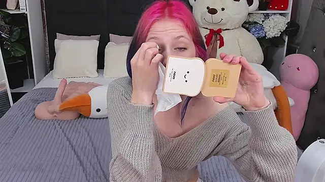 MiaKarlos online show from 09.19.25