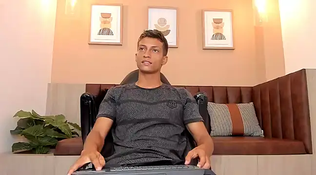 wolf james123 online show from 02.14.25