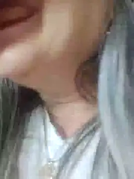 miisevvie  online show from 03.04.25