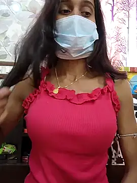 Snapshot of Oleevia chatting on 12.10.24 Oleevia online show from 12.10.24