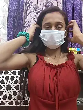 Snapshot of Oleevia chatting on 12.13.24 Oleevia online show from 12.13.24