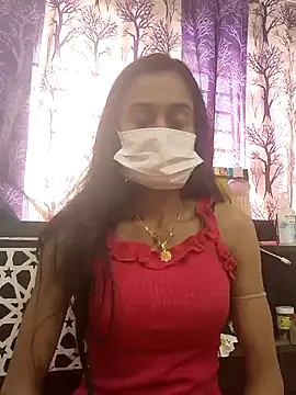 Snapshot of Oleevia chatting on 12.19.24 Oleevia online show from 12.19.24