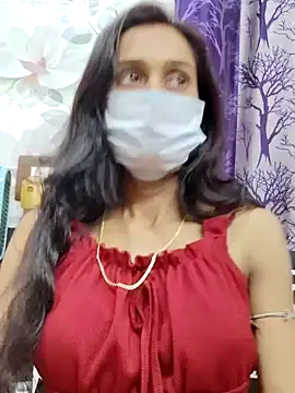 Snapshot of Oleevia chatting on 12.22.24 Oleevia online show from 12.22.24