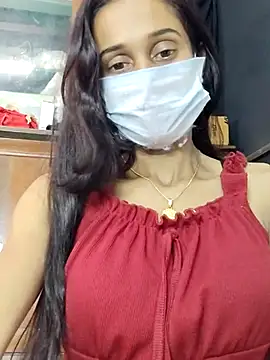 Snapshot of Oleevia chatting on 12.27.24 Oleevia online show from 12.27.24