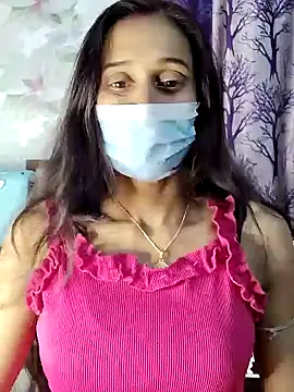 Snapshot of Oleevia chatting on 12.31.24 Oleevia online show from 12.31.24