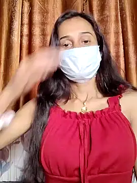 Snapshot of Oleevia chatting on 01.05.25 Oleevia online show from 01.05.25