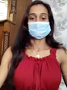 Snapshot of Oleevia chatting on 01.12.25 Oleevia online show from 01.12.25