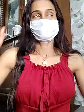 Snapshot of Oleevia chatting on 01.16.25 Oleevia online show from 01.16.25