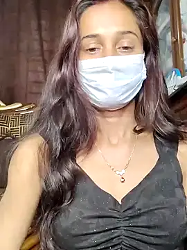 Snapshot of Oleevia chatting on 02.02.25 Oleevia online show from 02.02.25