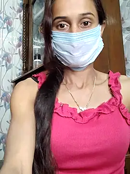 Snapshot of Oleevia chatting on 02.14.25 Oleevia online show from 02.14.25