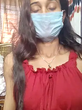 Snapshot of Oleevia chatting on 03.11.25 Oleevia online show from 03.11.25