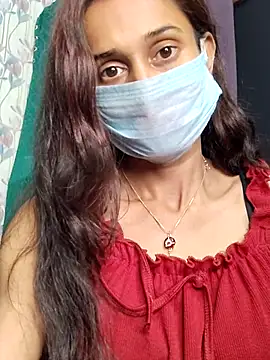 Snapshot of Oleevia chatting on 03.15.25 Oleevia online show from 03.15.25