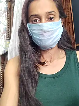 Snapshot of Oleevia chatting on 03.21.25 Oleevia online show from 03.21.25