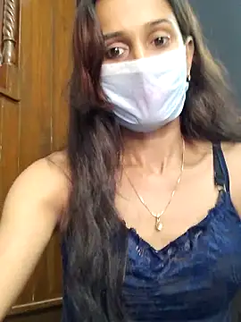 Snapshot of Oleevia chatting on 09.22.25 Oleevia online show from 09.22.25