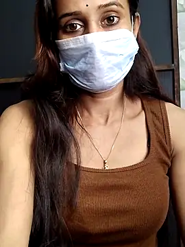 Snapshot of Oleevia chatting on 11.12.25 Oleevia online show from 11.12.25