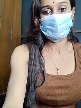 Snapshot of Oleevia chatting on 11.15.25 Oleevia online show from 11.15.25