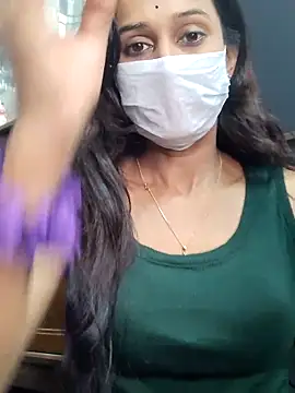 Snapshot of Oleevia chatting on 12.03.25 Oleevia online show from 12.03.25