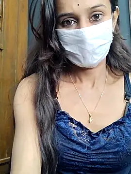 Snapshot of Oleevia chatting on 12.05.25 Oleevia online show from 12.05.25