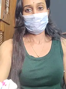 Snapshot of Oleevia chatting on 12.20.25 Oleevia online show from 12.20.25