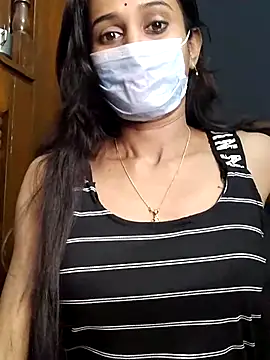 Snapshot of Oleevia chatting on 01.08.26 Oleevia online show from 01.08.26