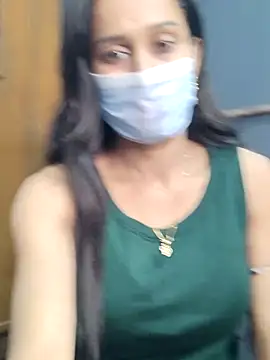 Snapshot of Oleevia chatting on 01.13.26 Oleevia online show from 01.13.26