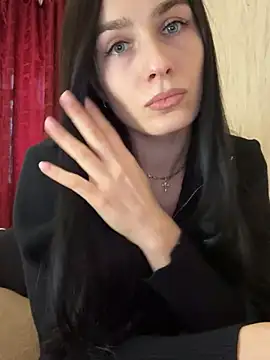 Snapshot of SpecialLina chatting on 01.18.25 SpecialLina online show from 01.18.25