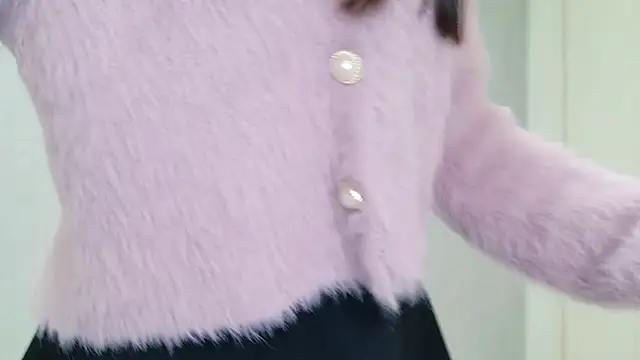 Snapshot of -SHIZUKU- chatting on 01.30.25 -SHIZUKU- online show from 01.30.25