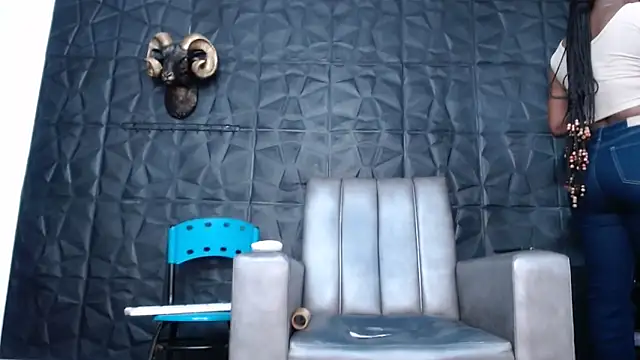 Hanna Fox 69 online show from 09.28.25