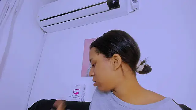 Fernanda brown18 online show from 09.25.25