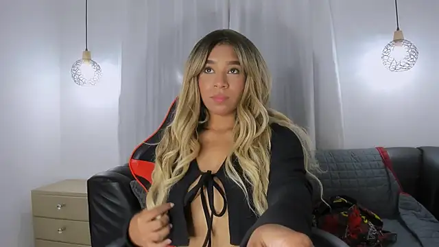 Fernanda brown18 online show from 10.25.25