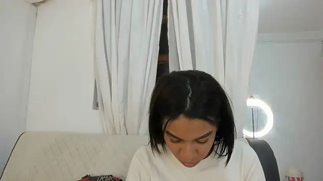 Fernanda brown18 online show from 10.27.25