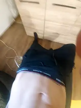 Snapshot of Deniell-01 chatting on 09.13.25 Deniell-01 online show from 09.13.25