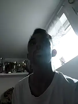 Snapshot of Deniell-01 chatting on 09.20.25 Deniell-01 online show from 09.20.25