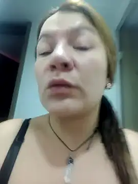 Snapshot of Skylar-Vox- chatting on 03.01.25 Skylar-Vox- online show from 03.01.25