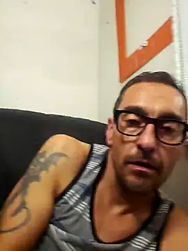 Snapshot of Pumpndeep chatting on 03.12.26 Pumpndeep online show from 03.12.26