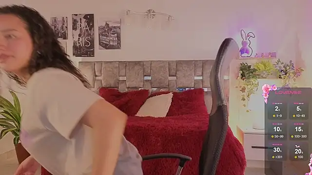 emilyrouxe online show from 06.04.26