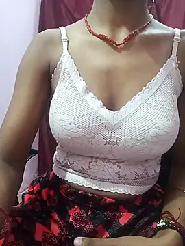 Snapshot of gulabo-Queen chatting on 09.28.25 gulabo-Queen online show from 09.28.25