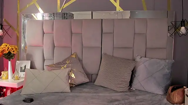 AliceSteel12 online show from 02.28.26