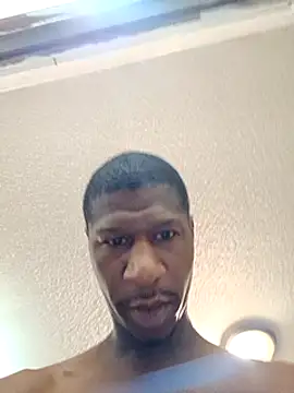 Snapshot of willywonka7793 chatting on 02.25.25 willywonka7793 online show from 02.25.25