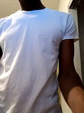 Snapshot of willywonka7793 chatting on 03.04.25 willywonka7793 online show from 03.04.25