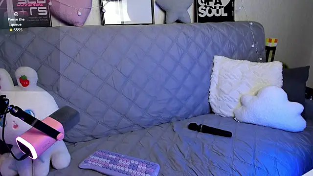 KittiMissi online show from 11.24.25