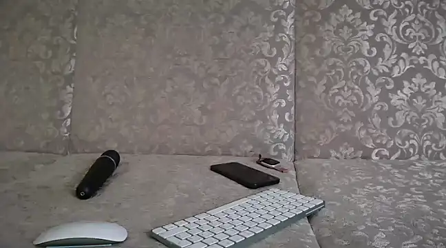 ElliaSquirtGirl online show from 01.31.25