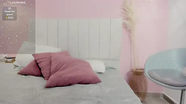 Snapshot of Carol_Pinter chatting on 02.25.25 Carol Pinter online show from 02.25.25