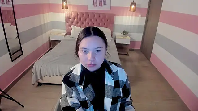 Snapshot of Carol_Pinter chatting on 03.04.25 Carol Pinter online show from 03.04.25